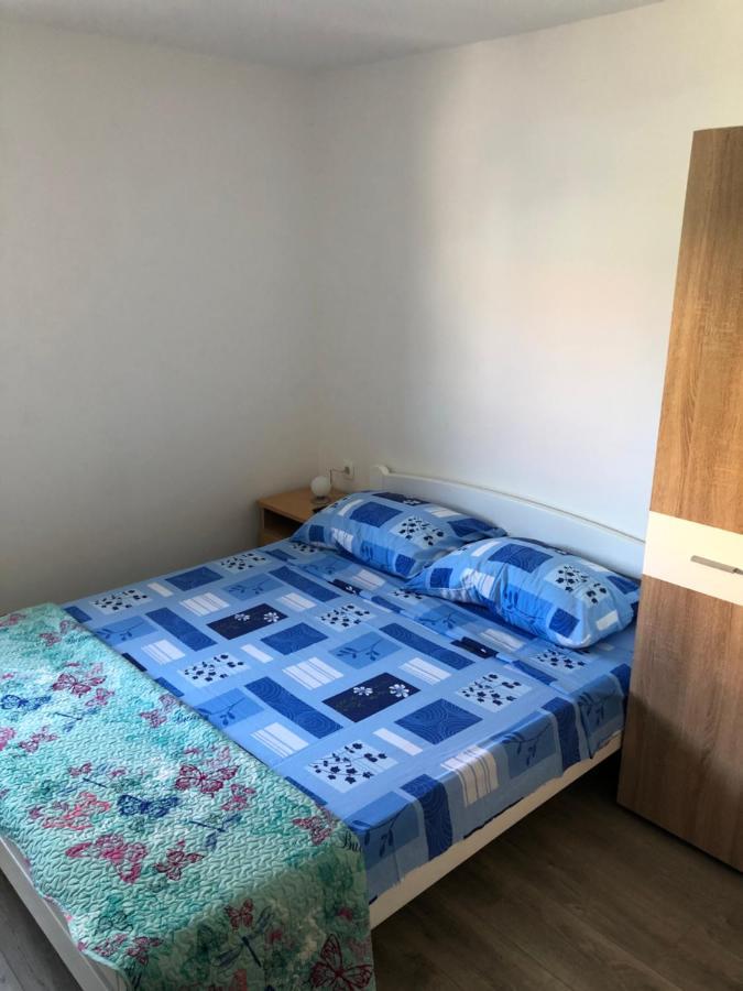 Apartments Mateo 比比涅 外观 照片