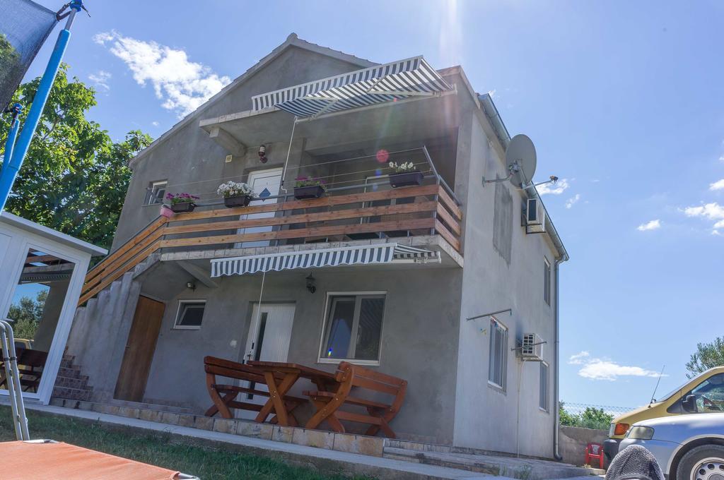 Apartments Mateo 比比涅 外观 照片